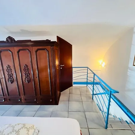 Lunatica Immobilevante Apartment
